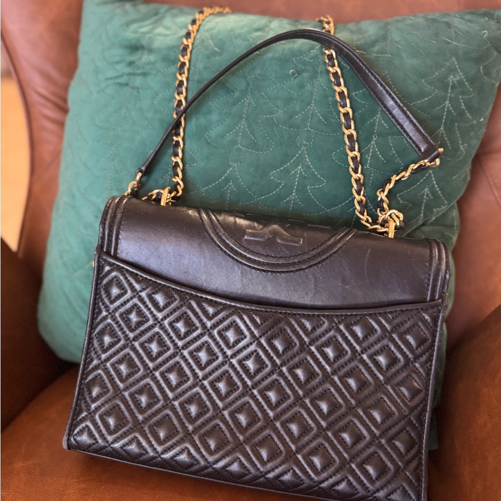 Tory Burch Fleming Purse - Picture 2 of 10